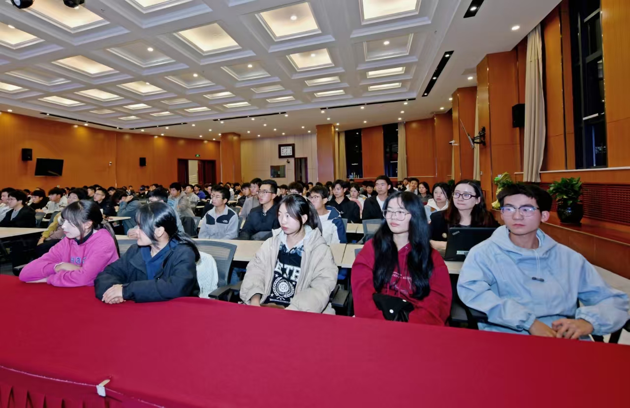 cd98f8428ff84c4bbca6bc8b50434782.jpg